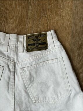 High waisted Jordache white denim shorts